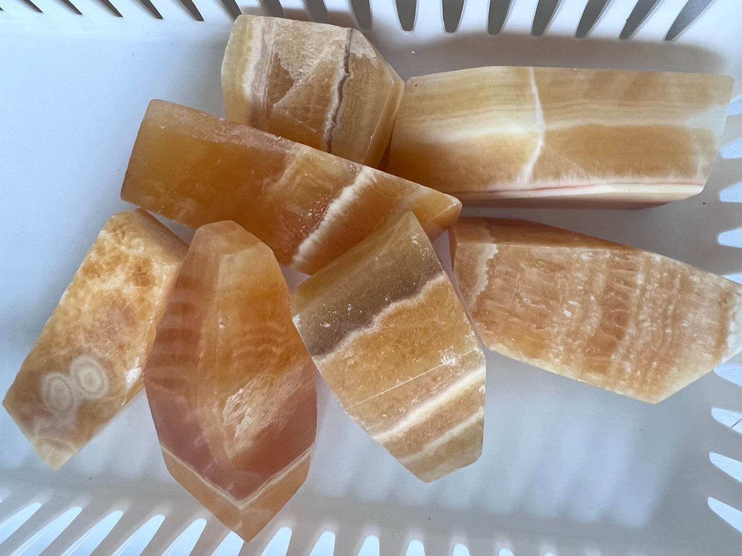 Polished-yellow calcite